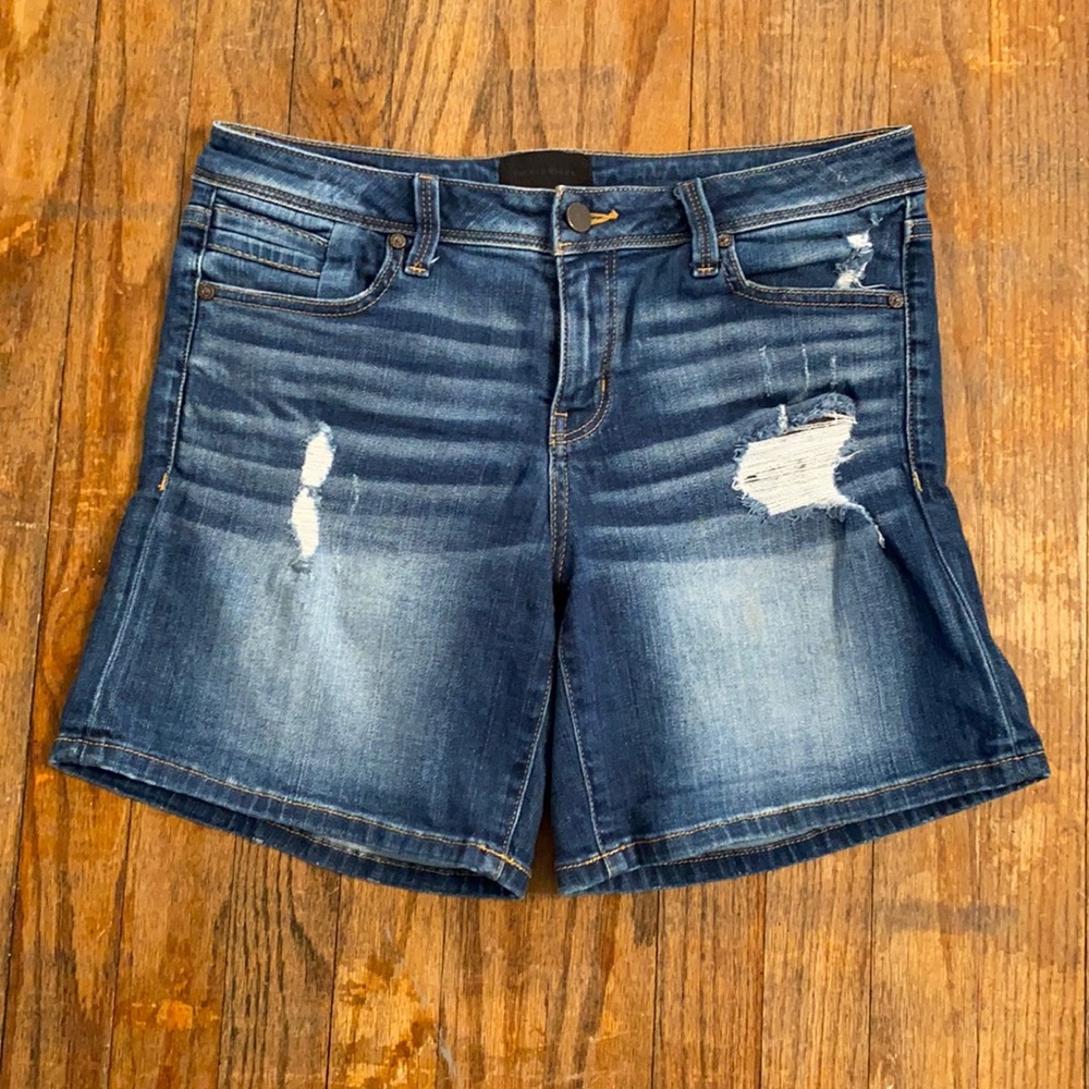 Buckle Black Fit No.53 Distressed Shorts